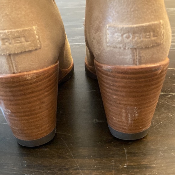 SOREL | After Hours Chelsea Tan Wedge Ankle Suede Boot women’s 8 - Picture 9 of 13